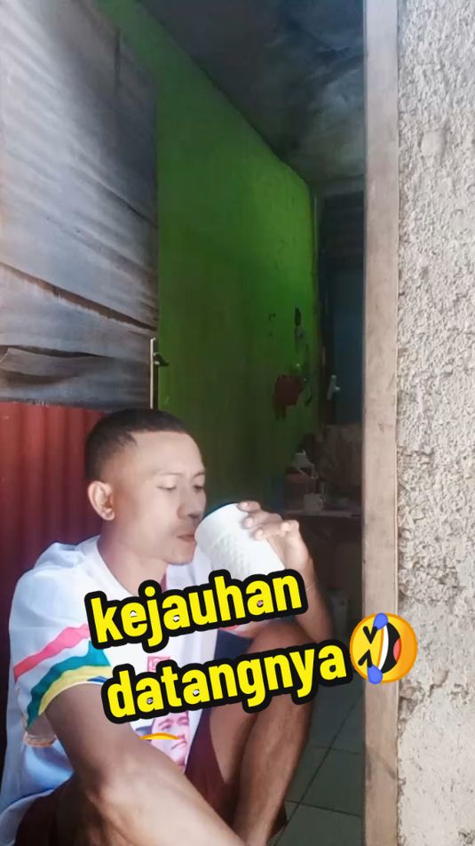 kejauhan weeee🤣😂 #pecintakopi #kopihitam #fypシ゚ #nttpride🏝🔥 #indonesia🇮🇩 