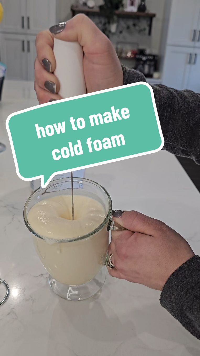 how to make cold foam #howtomakecoldfoam #coldfoam #cappuccino #coffee #TikTokShop #tiktokshopcybermonday #tiktokshopblackfriday  #creatorsearchinsights @Zulay Kitchen 