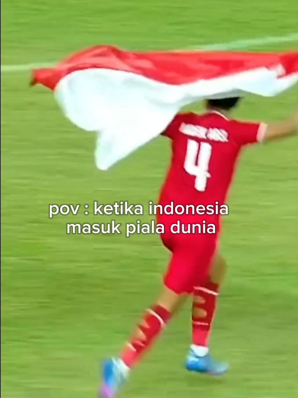 aamiin ya allah aamiin 😭😭😭 liat begini aja merinding banget. apa lagi klo kenyataan 😭😭🥺 #timnasindonesia🇮🇩 #timnasindonesia #timnasday #eriktohir #fyp #timnasgaruda #indonesia #nobar #vibesnobar 