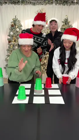 Cup Flip Tic Tac Toe Challenge! 🎅🏼 #christmas #party #game 