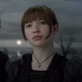 million different people / #emilybrowning #emilybrowningedit #suckerpunch #theuninvited #asouebooks #violetbaudelaire 