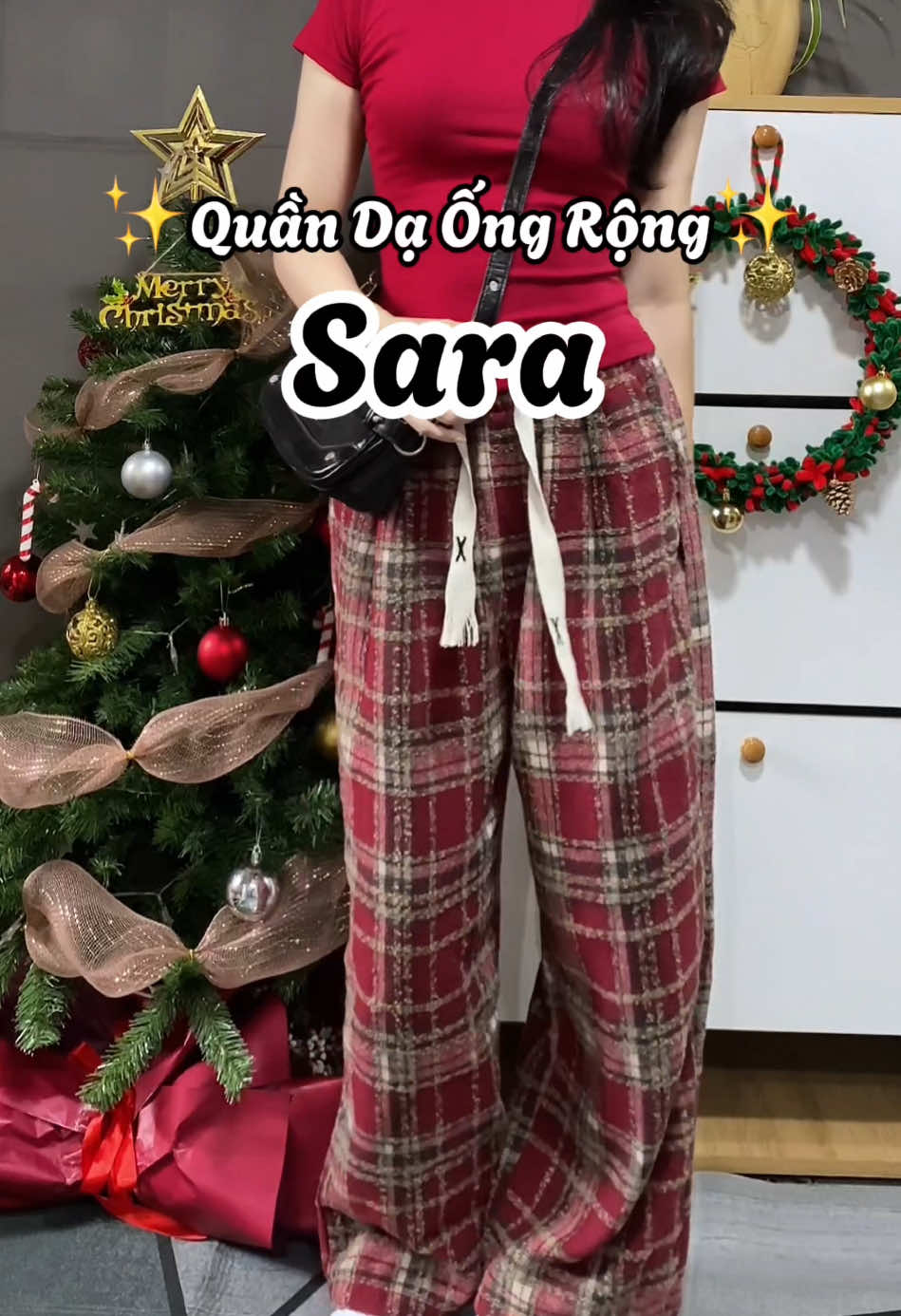 Quần mặc Noel thì hết ý 🤭 #vancoireview #quandaongrong #quanda #quandakecaro #quandabong #xuhuong #outfit 