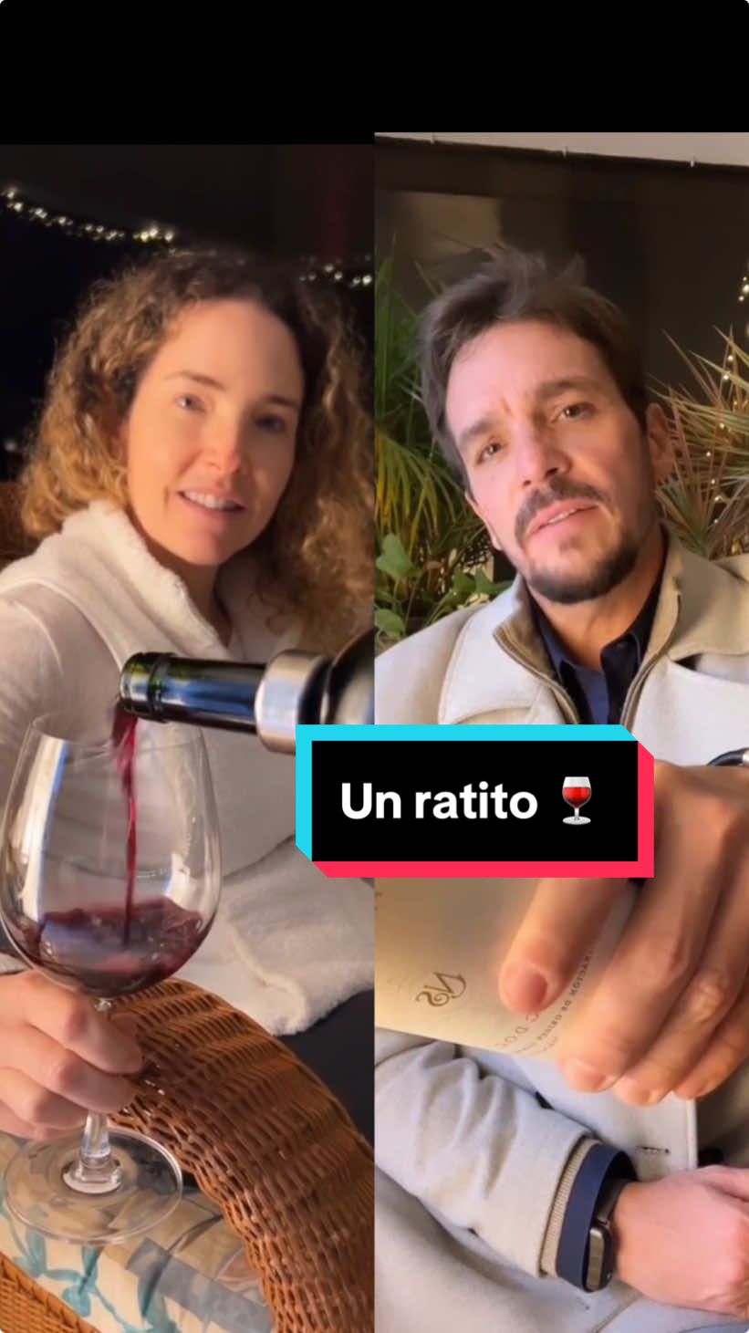 Cuando @Ismael La Rosa me invita vino 🍷 y graba alguna gracia, como esta 🤣🤣. ¡No imaginan como nos hemos reído luego! Grábense ustedes tb y nos taggean para compartirlos 🤪.  #fyi #parati #fyipシツ #paratiiiiiiiiiiiiiiiiiiiiiiiiiiiiiii #couple #humortiktok #jokes 