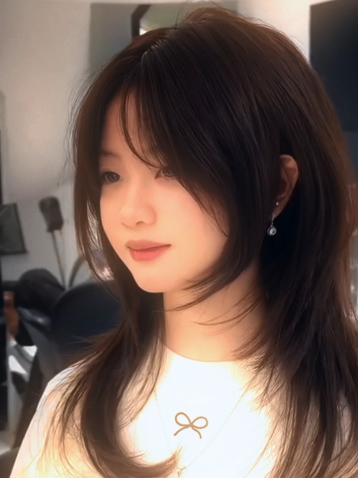 Hush Cut 🙂‍↔️ #foryoupage #hairstyleforgirls #hushcut #douyin #chinesegirl #zxycba #fypシ゚viral🖤tiktok 