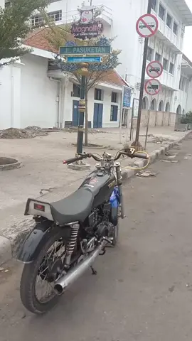R King Black Otw Jogyakarta.. Baik' di sana yaa Black..I Miss You