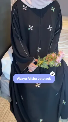 Abaya Hitam Jetblack bikin susah move on 😭