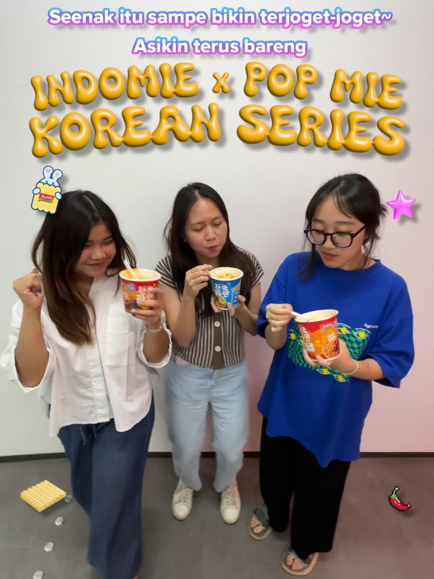 Emang bener ya cewek kalo abis makan enak tuh auto joget?​ Nih langsung dibuktiin, abis seruput Indomie x Pop Mie Korean Ramyeon Series bikin good mood sampe terjoget-joget~​ Lo udah cobain belom, Sob? 😉