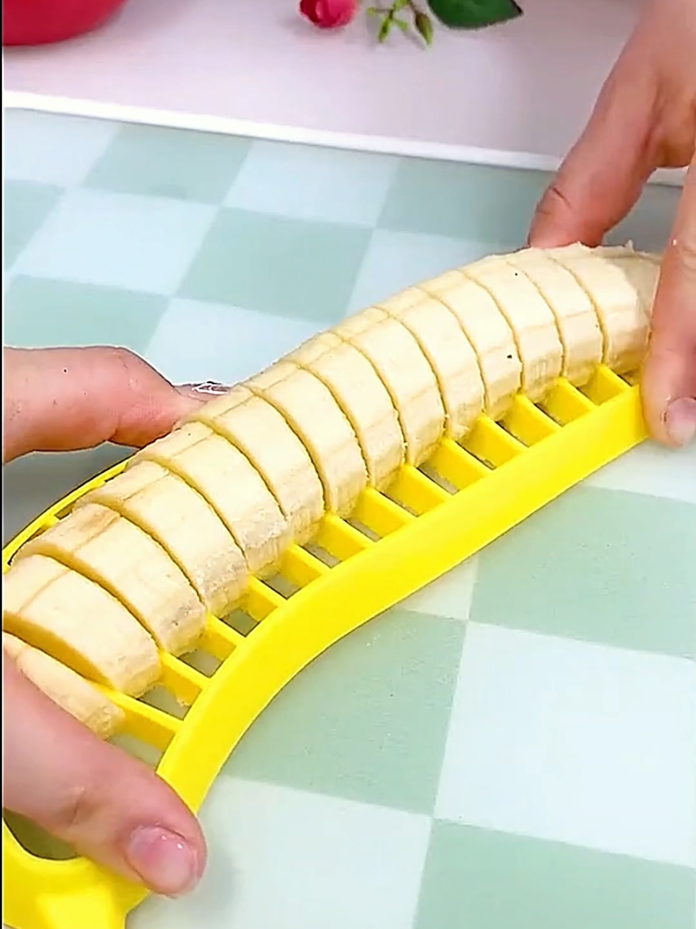 Slice anything with it—quickly and evenly #slicer #fyp #foryou #tiktok  #goodthing #homehacks #householdgoods #householditems #goodstuff #kitchenware 