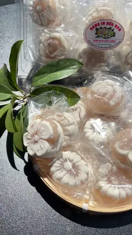 Banh in dừa non #đohang_Food #banhinnhanduanon #tiktokawardsvn2024 #tiktokxuhuong #tiktokthinhhanh #tiepthilienket 