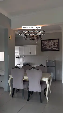 Location dekat last video !! Last time nisa pergi okayy je guyss selesa tidur . Parking senang, dekat dengan pasar malam , malam ada stemabot and siap ada breakfast lagi !! #cameronhighland #staycation #hotelroom #cameronhighlands #hotelcameronhighlands  @Zetter Suite Cameron Highlands 