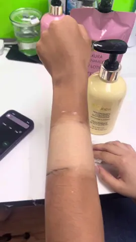 Soafer white ka talaga dito Mi kaya subukan mo na dali ! #gluthatione #skinwhitening #lotionviral #skincare 