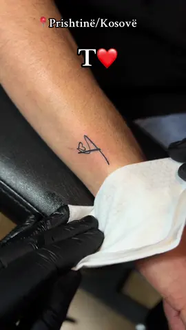 #tattoo #tattoolover #t #kosova🇽🇰 #prishtina #shqipetaretneperbot🇦🇱🌍 #kosovatiktok #europe #albania #tattooidea #kosovo🇽🇰 #femratshqiptare #lovestory❤️ #viral_video 