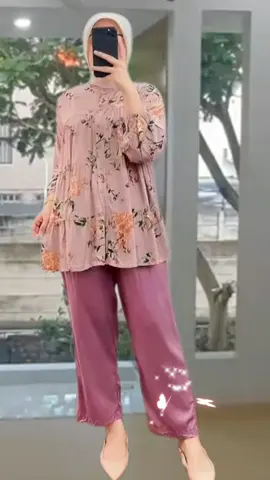 Setelan wanita jumbo Crinkle Airflow mix Rayon Diamond di bawah Rp90.000 - 94.000 Cepat - Berakhir besok! #setelan #setelanwanita #setelanjumbowanita #setelanrayonmixcrinkle #setelansantai #setelanwanitamurah 