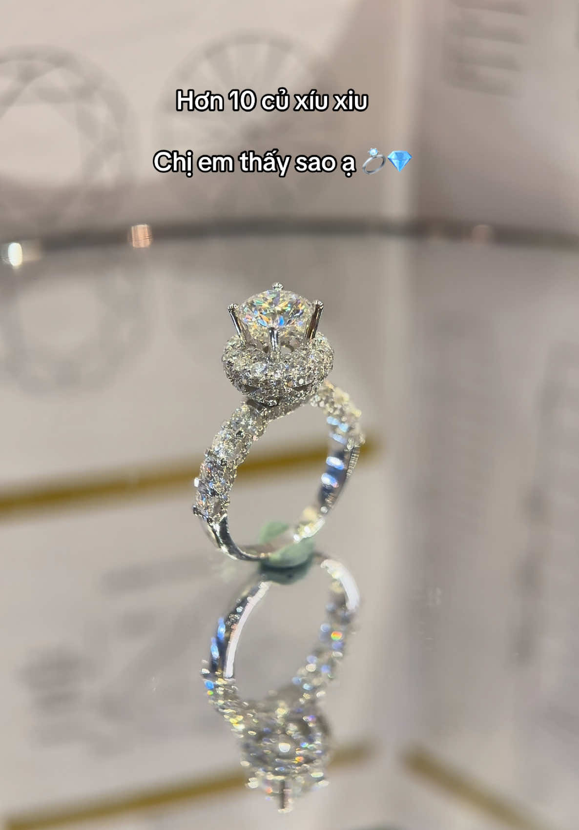 Ổ nhẫn Vàng Trắng đính kim cương Moiss 💎 Viên chủ 7,2ly lấp lánh 💍 #xuhuong #phanhungluxury #fyp #hungtrangsuc #trangsuckimcuong #trangsuconline 