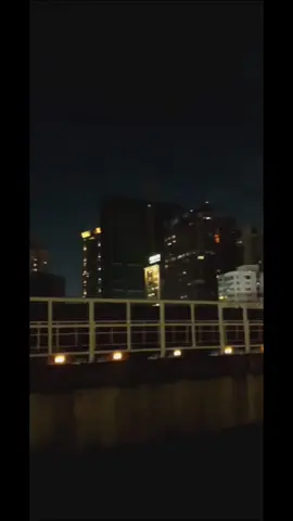Dulu sih bilang nya cukup satu kontrak eh ternyata sampai jamuren blm pulang “Kaohsiung “