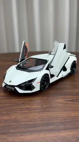 Mô hình xe Lam bô ghini Revuelto 1/24 Full kính có đèn và âm thanh.