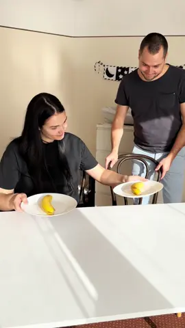 #familytime #funnyvideos😂 #couple #food #funny 