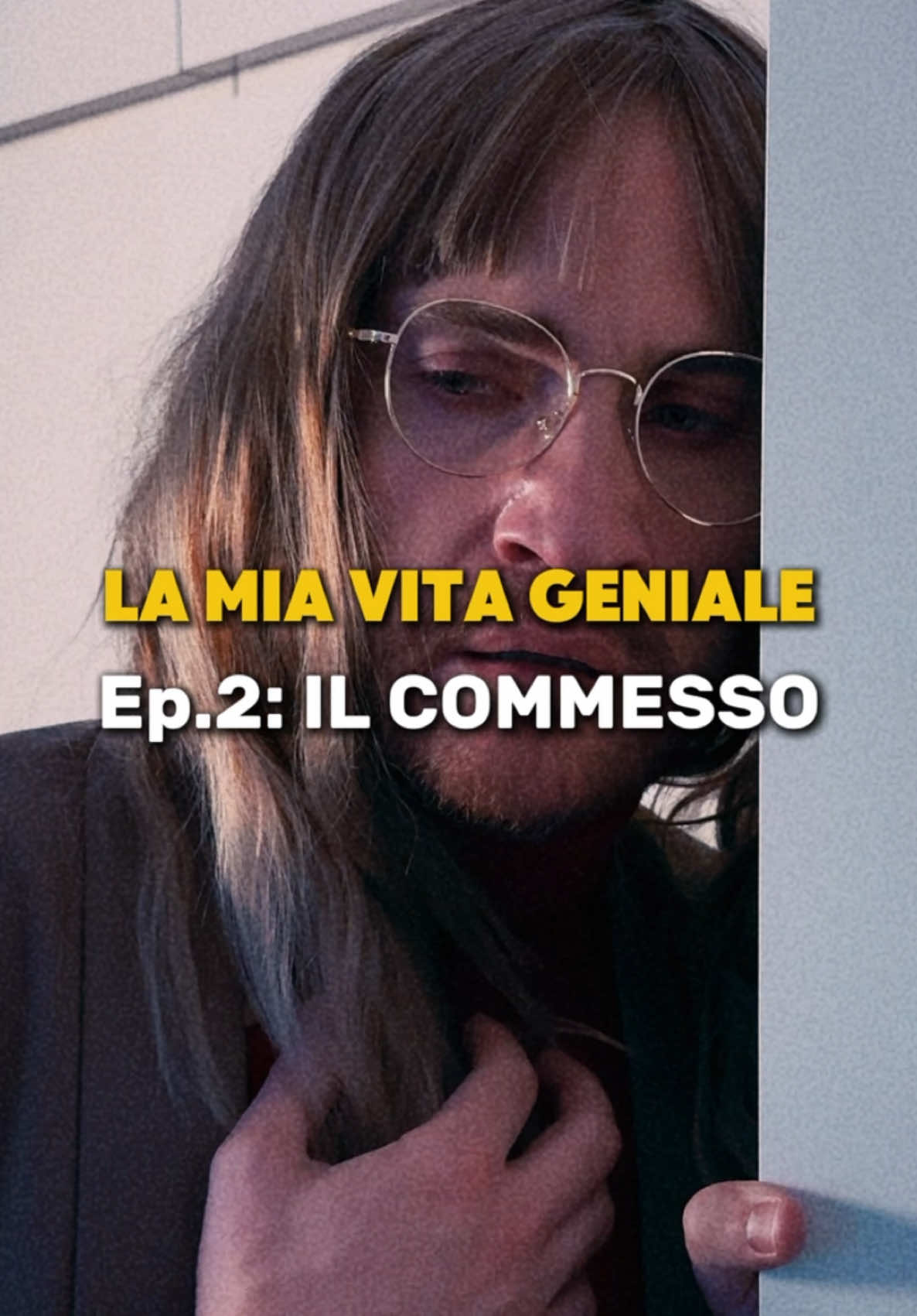 Storia di chi compra e di chi vende… 👀 #lamiavitageniale #amicageniale #lamicageniale #mybrilliantfriend #elenagreco #lila #lenù