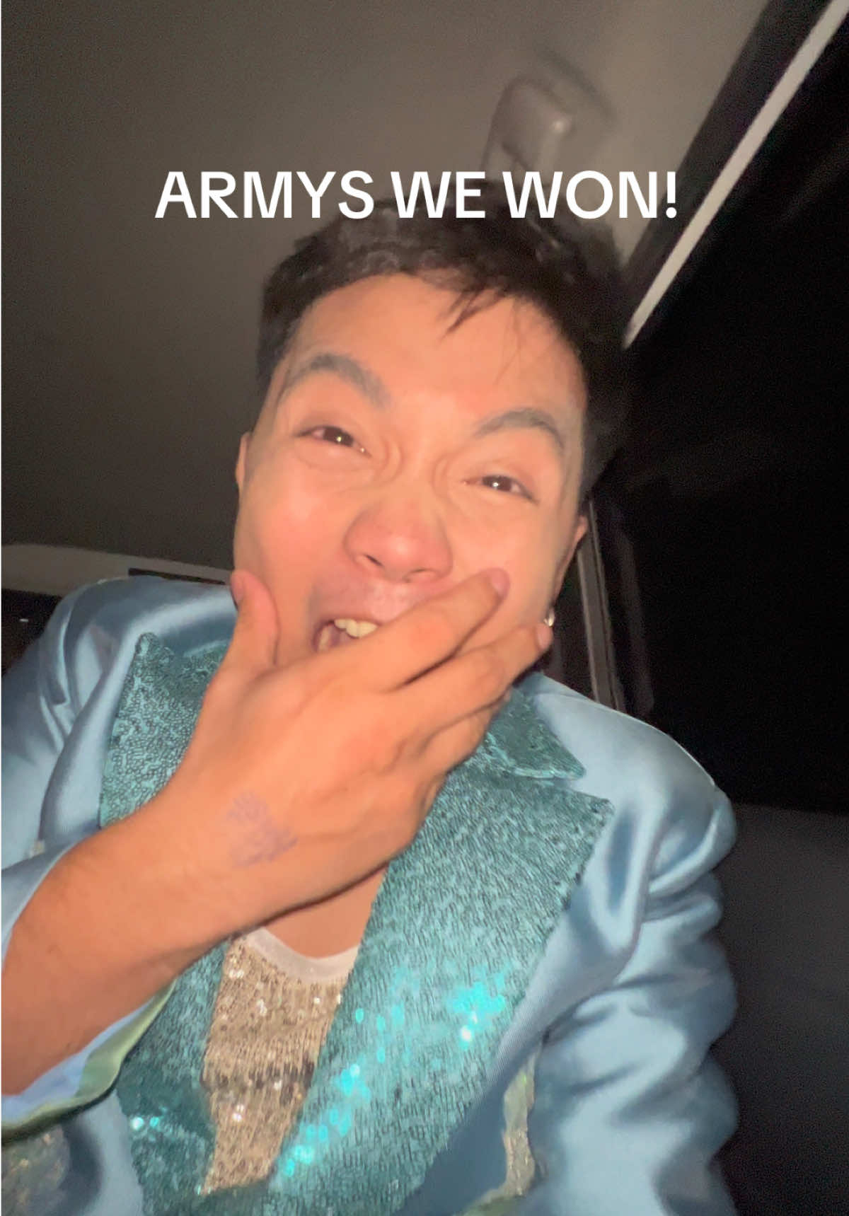 The most awaited request by ARMYs were granted by our one and only Sunshine JHope! #sticky #stickychallenge #jhope #hoseok #bts #btsarmy #bangtan #kpop