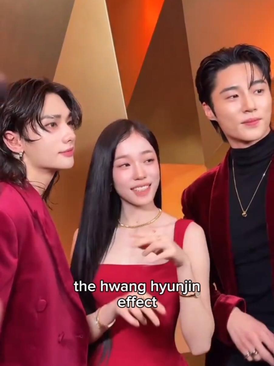 I believe that's he's unbelievable to look at #hwanghyunjin #hyunjin #byeonwooseok #troyesivan #skz #fyp #elshuc 