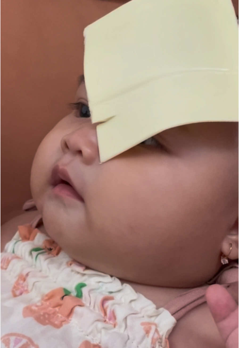 Tantrum seharian kita lempar keju biar diem 😔🙏🏻 #throwcheese #babiesoftiktok #funnybabyvideos #funnyvideos #babytiktok 