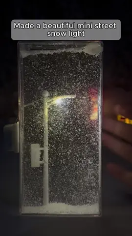How to DIY this snow lamp by yourself ❄️🎁#fyp #foru #DIY #lamp #christmas #gift #romdecor 