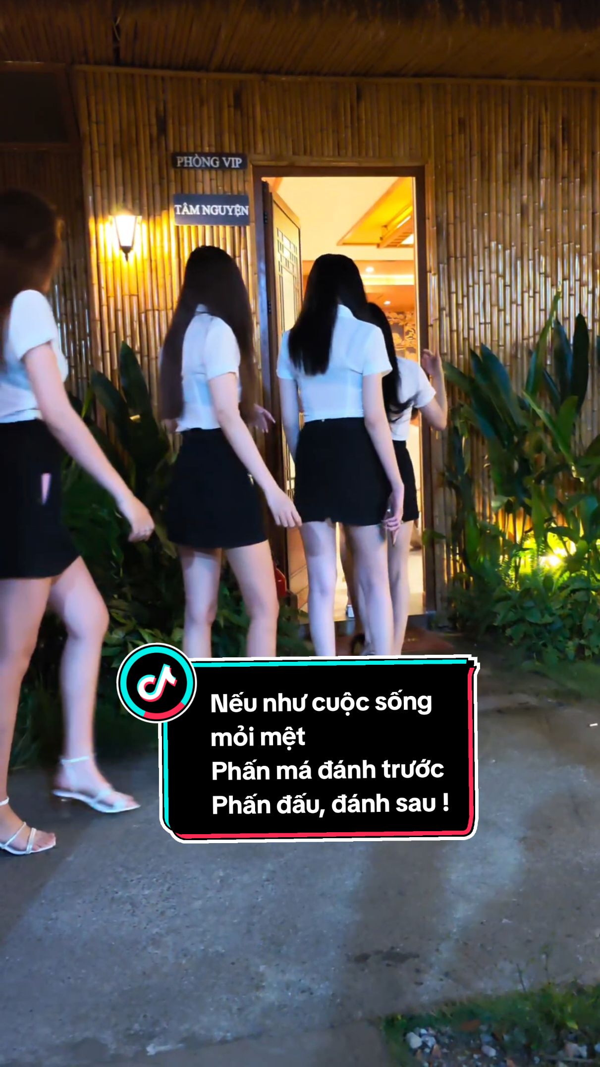 Kể ra việc cũng nhàn ! #fyp #langtamgiao #vieclam #nhahang #gaixinh #xuhuong #nhausuongsuong #karaoke 