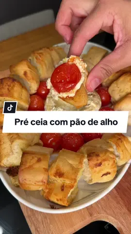 Pré ceia com pão de alho