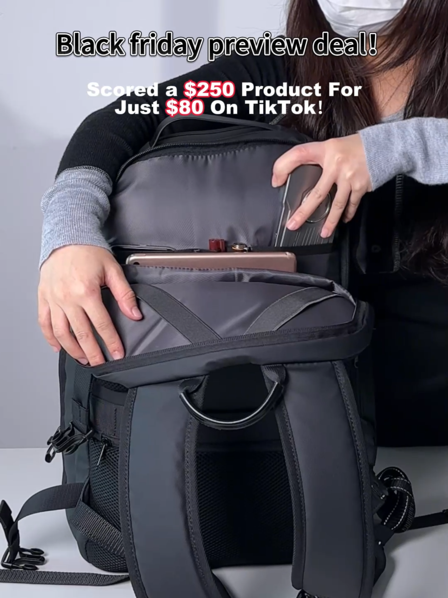 No need for a big suitcase! This vacuum backpack does it all!#travel #backpack #viralvideo #FallDealsForYou #OkulKombini #tiktokmademebuyit #blacktiktok #suitcasekiller #luggagebackpack #travelbackpack #businesspackagingstickers #TravelEssential #fyp #nevisshop #tiktokfind #backpackvacuum #TravelEssential #backpackvacuum #vacpack #carryon #tiktokfind #luxurytravel #HalloweenHacks #travelbackpack #FallDealsForYou