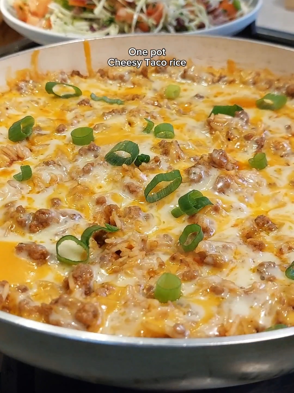 #tacorice #onepotmeals #rice #taco #lunchideas #delicious #asmrsounds #Foodie #EasyRecipe 