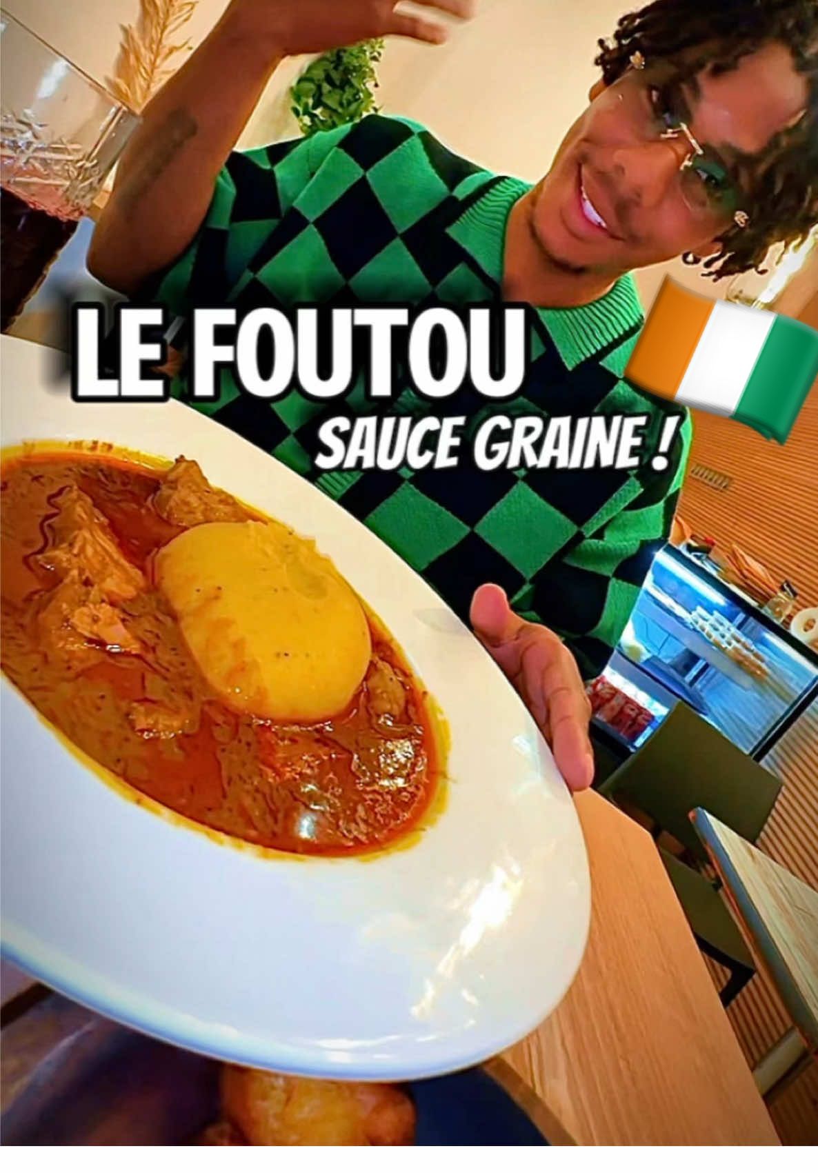 LE FOUTOU SAUCE GRAINE DÉBARQUE DANS LE SUD ! 🤯🇨🇮 Un resto WestAf de qualité ! 😍  15 ans d’expérience et temps de service très rapide !  Avec un accueil chaleureux au possible ! L’equipe est au top ! 🥰  👇🏼👇🏼👇🏼👇🏼👇🏼👇🏼👇🏼👇🏼👇🏼👇🏼 • Non mais sah quel plaisir de pouvoir enfin goûter ce plat mythique 😍 • J’ai pu goûter toute les spécialités africaine ! Mais c’est quoi ce poulet ! Absolument tout est bon et j’abuse même pas ! 🤩  ON A KIFFÉ * Le choukouya d’agneau je vous jure giga pépite ! 🤯 * La brochette de bœuf aux oignons master class 🫢 * Le mafé à tomber par terre 🙃 * Et le plat phare le foutou c’est spécialement bon !  *  LE GROS PLUS ! Le fait que tout soit fait maison même le bissap 🥤 👇🏼👇🏼👇🏼👇🏼👇🏼👇🏼👇🏼 📲 : @Blolequin restaurant ivoirien  ~ LE BLOLEQUIN IVOIRIEN ! 🇨🇮 📍 35 Rue Saint-Guilhem, 34000 Montpellier 👇🏼👇🏼👇🏼👇🏼👇🏼👇🏼👇🏼 CONCOURS 🎁 : Pour tenter de gagner ton repas à 2 gratuit. Il faut que :  1. Tu sois abonné à la page  2. Tu republie la vidéo  3. Tu identifie un(e) gourmand(e) Le tirage au sort aura lieu le 18/12/24🍀🐼 👇🏼👇🏼👇🏼👇🏼👇🏼👇🏼👇🏼 🚨HESITE PAS À T’ABONNER POUR LES MEILLEURS ADRESSES DU SUD MON GOURMAND🚨 PS : BIG DÉDICACE À NOA ET SA COPINE QUI ONT PARTICIPÉ AU TOURNAGE LOVE SUR VOUS ! 🫶🏼📽️ Merci au Blolequin Ivoirien pour l’invite et pour m’avoir fait confiance 🫡 #montpellier #halal #resto #halalfood #nouveauté #dégustation #degustation #nîmes  #foodies #nouveaute #restaurant #halalfoodie #foutou 