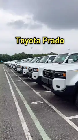 A large number of existing Toyota Prado cars are being shipped #Toyota #car #vehicles #auto #chinesecars