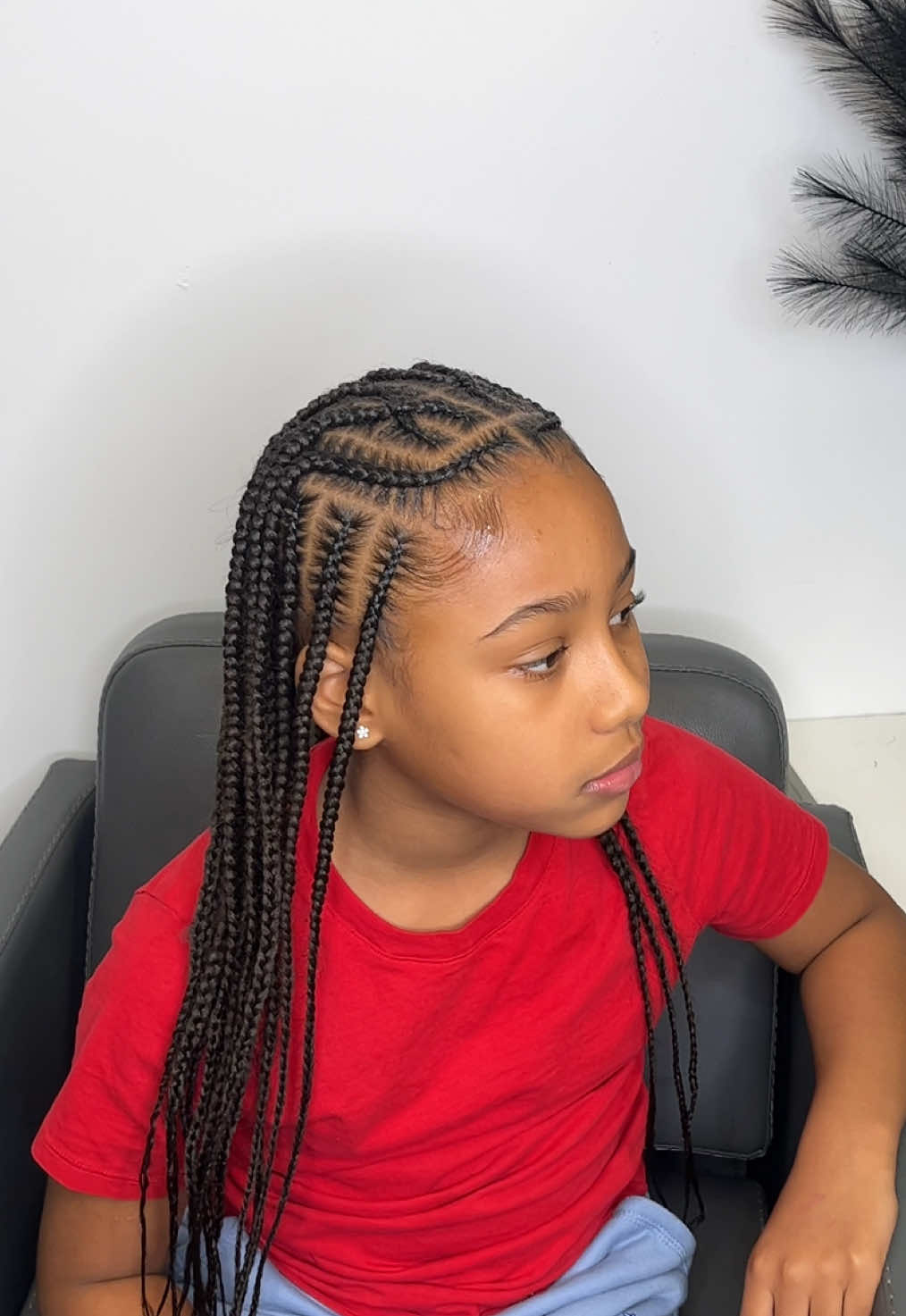 watch the process of these kids Fulani braids 😍😍