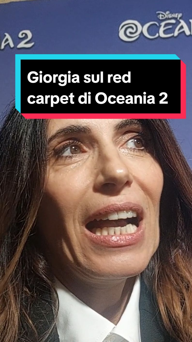 Quanto è importante per Giorgia perdersi? risponde sul red carpet di Oceania 2 #giorgia #oceania2 #intervista #cinema 