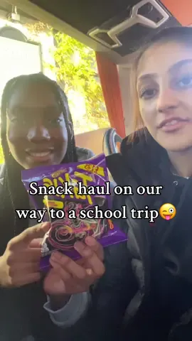 snack haullllll #elyshakouassi #elyshakouassi #girlstok #foryou #snack #haul #schooltrip #food #snacks 