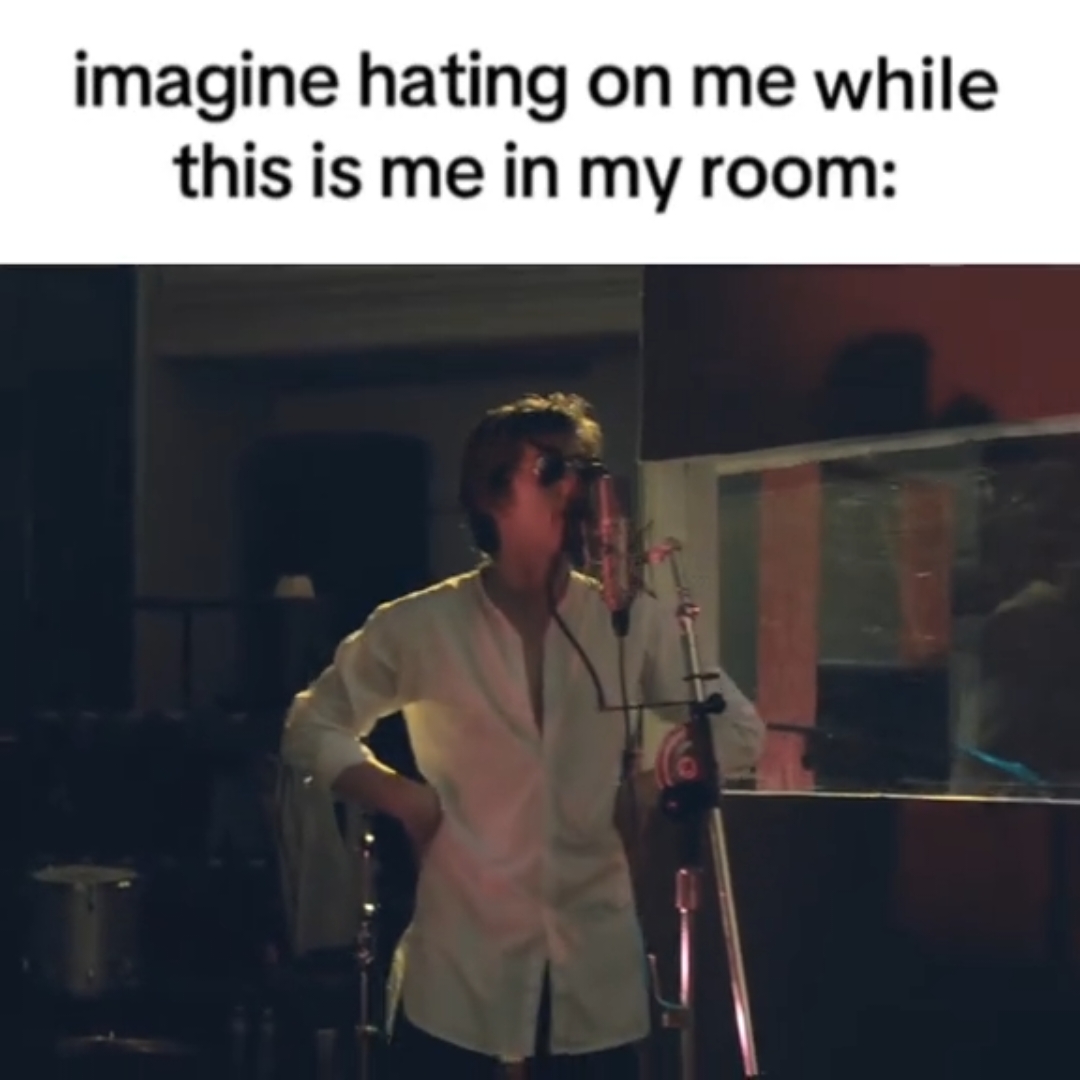 oh, alex, you're my favorite mid-life crisis uncle🫀 | #alexturner #alexturneredit #thelastshadowpuppets #lastshadowpuppets #arcticmonkeys #doiwannaknow #no1partyanthem #wannabeyours #am #fyp #foryour #trendingvideo #trending #for #foryoupage❤️❤️ #musicindustry 