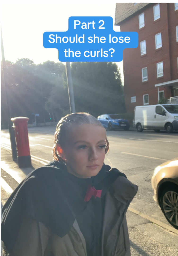 Part 2 Should she lose the culs? We went outside regardless of the cold and wind, but that helps to blow the fumes away #hair #girl #hairtok #blonde #keratintreatment #salon #julianishaircare #novmaxkeratin @Beauty & Makeup by Maibel @Esther Juliani 