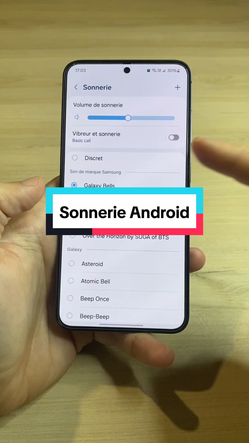 Tu aimerais pouvoir changer de sonnerie sur ton téléphone Android ? C'est super simple et surtout gratuit ! 🎁 #astuce #samsung #android #androidhacks #tech #astucetech 