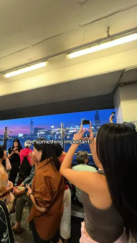GO TAKE THE HK ISLAND FERRY AT SUNSET 💖 you wont regret it 🤭🤭 #hk #hongkong #hongkongtiktok #hongkongtravel #sunset #sunsettime #sunsetlover 