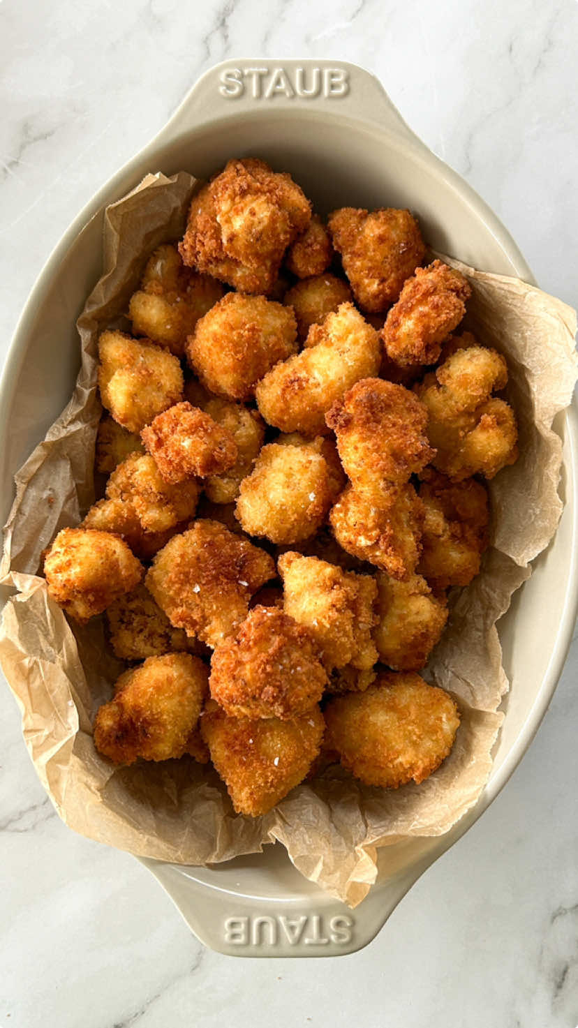 Bouchées croustillantes de choux-fleurs | Easy crispy cauliflower bites.  #caurliflower #chouxfleur #nuggets #appetizer #bites #EasyRecipe #recettefacile 