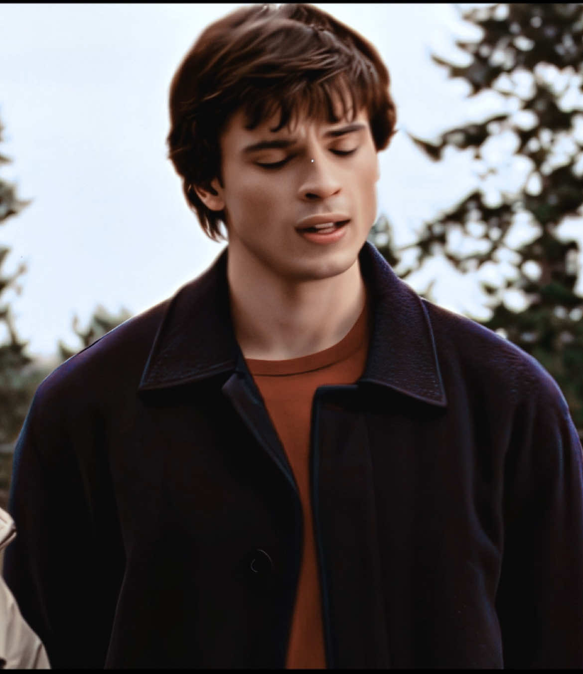 tight jeans on so she feel my shit!!!!    #clarkkent #tomwelling #clarkkentedit #smallville #edit #enozies scp altopacks ac audiosbymads