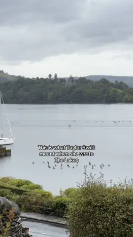 A drive through The Lake District in England is a must add to your bucket list. There’s a reason all the poets moved here and a reason Taylor Swift was a fan. Only about an hour north of Manchester and a beautiful region to explore. #thelakedistrict #lakedistrict #thelakesdistrict #thelakes #taylorswift #lakeland #unitedkingdom #manchester #lakesdistrict #cumbria 