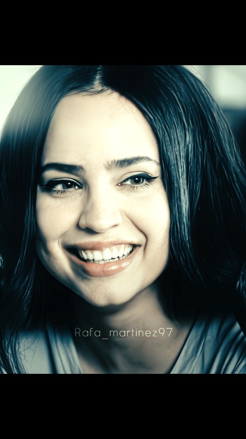 Sofia is so gorgeous in this movie ( Quality settings in my bio ) // #cassiesalazar #purplehearts #sofiacarson #cassiesalazaredit #purpleheartsedit #edit 