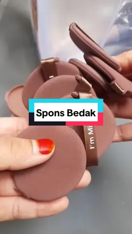 Yang spon bedaknya udah lama gak ganti,harus ganti mak. #sponbedak #sponsbedak #maangebeauty #makeup #belajarmakeup 