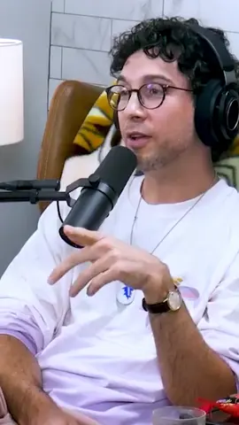 Rick Glassman shares another Lebron James story with Tom Segura (Your Mom's House w/ Christina Pazsitzky & 2 Bears, 1 Cave podcasts)   Edited from Tom Segura (YMH & 2 Bears, 1 Cave Podcast) on TYSO  #podcast #comedian #NBA #lebronjames