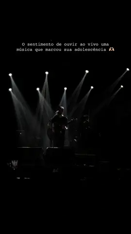 A gebte sofria ao som dessa… eu amava! #2000s #catchside #euevoce #fy @catchside #kakareis 