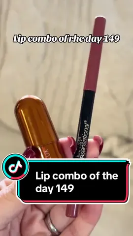 Day 149. Lip combo of the day with @@Maybelline NY 125 magnetic mauve and @Winky Lux in pimpkin spice #lipcombo #lipcombooftheday #winkylux #maybelline #day149 