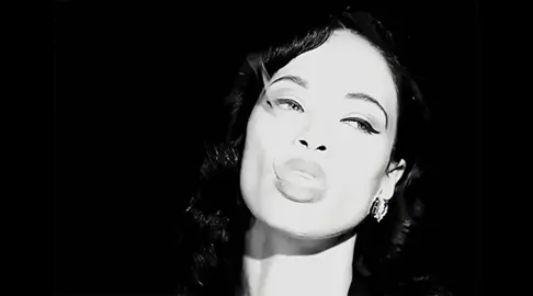 dark elegance ✧  #oldmoney #oldmoneyaesthetic #darkfeminine #darkfeminineenergy #blackandwhite #blackandwhiteaesthetic #lover #euphoria #euphoriaedit #babynetflix #babyedit #chiaraaltieri #lanadelrey #lanadelreyedit #fyp 