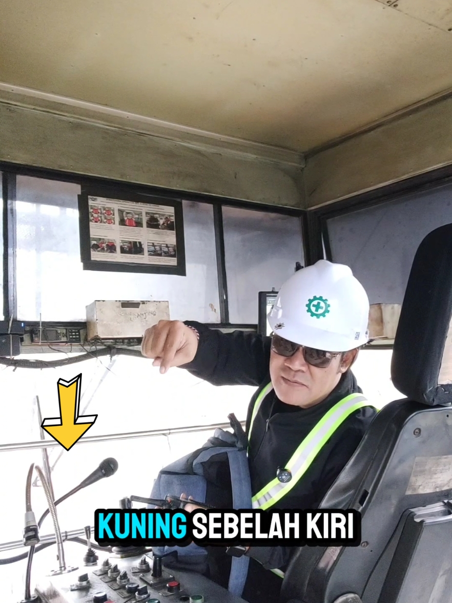 Rompi Safety Lapangan 🥰🥰🥰  #rompisafety #pekerjaproyek  #pekerjalapangan  #pekerjapelabuhan 