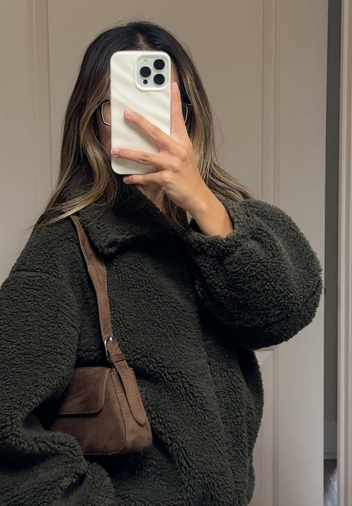 The perfect suede purse, my everyday bag for fall and winter 🤎 | Bag will be linked in my bio (LTK), also linked other suede bags that were so cute too! #suede #bag #purse #minibag #minipurse #neutralaesthetic #suedebag  #fall #winter #fashion #prettylittlething #viral #fyp #OOTD #outfit #outfitinspo #outfitideas 